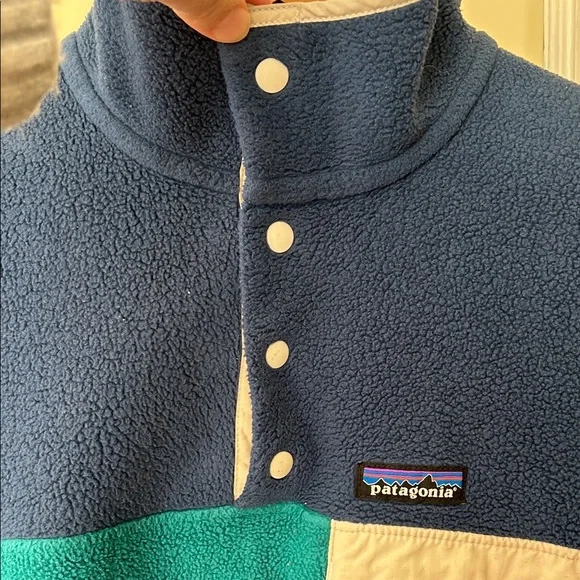 Patagonia Navy and Teal Fleece Pullover, Synchilla - Picture 5 of 9
